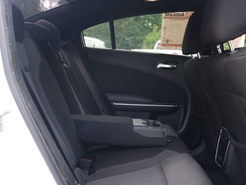 Used 2020 Dodge Charger SXT RWD image 26