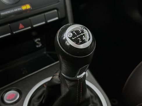 Used 2013 Volkswagen Beetle Turbo Fender image 15