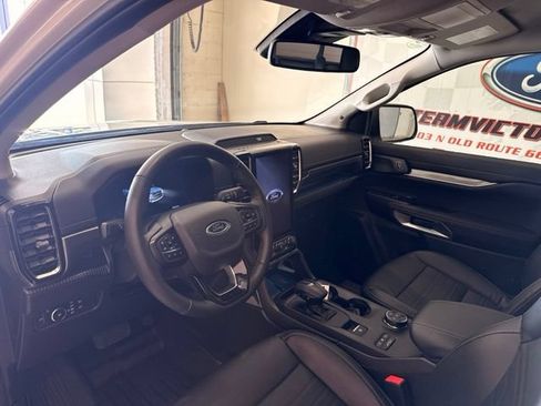 Used 2024 Ford Ranger Lariat w/ FX4 Off-Road Package AWD/4WD image 12
