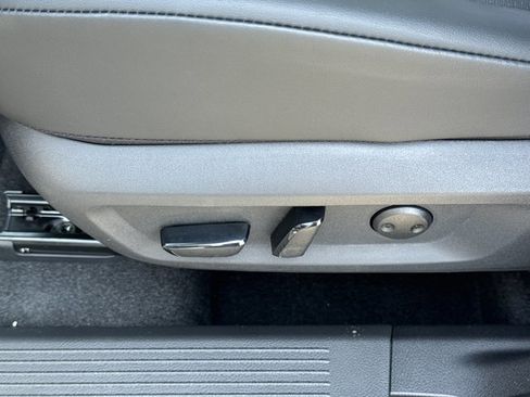 New 2026 Nissan Rogue SV AWD/4WD image 15