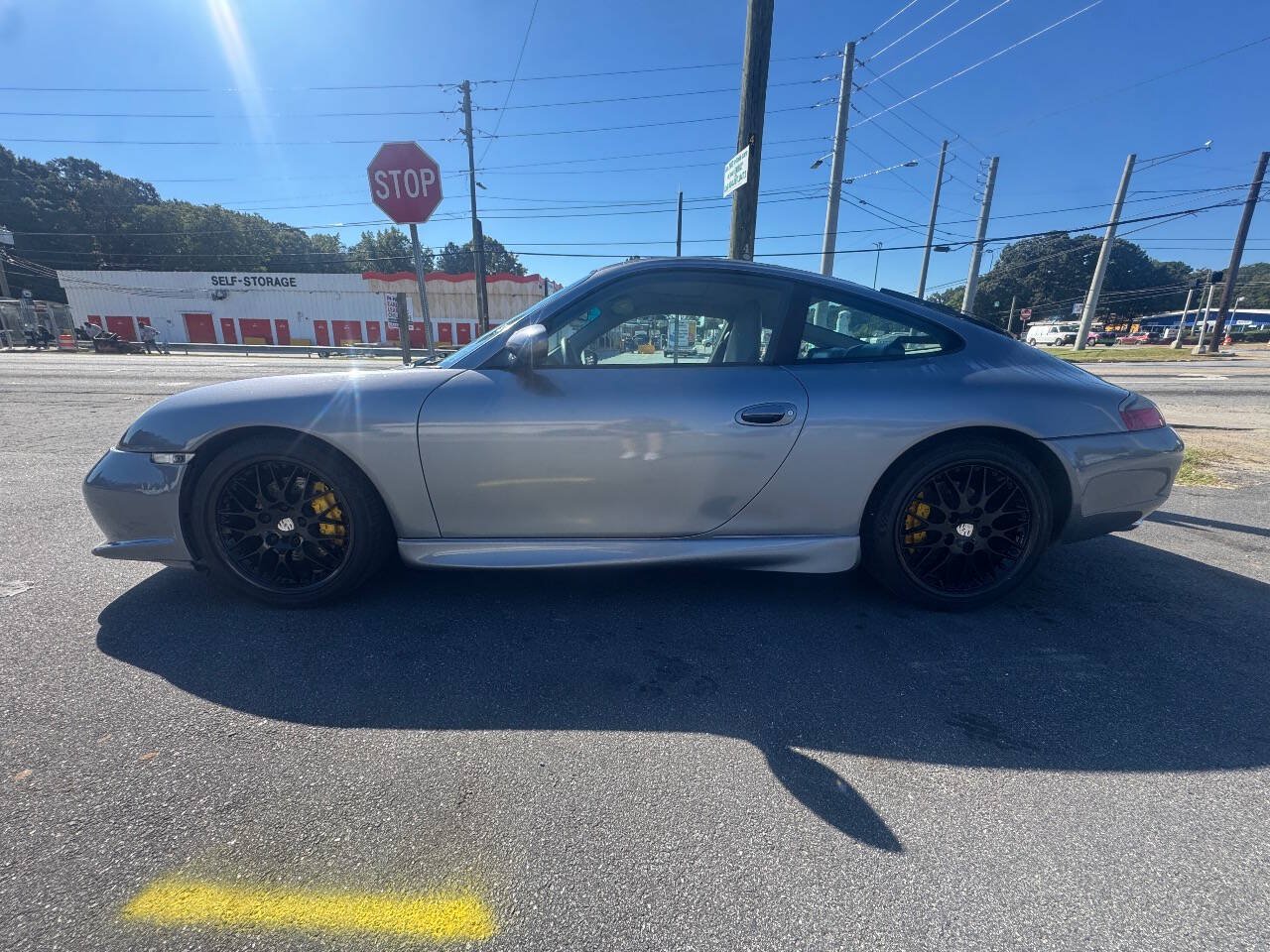 Used 2001 Porsche 911 Carrera 4 AWD/4WD image 3