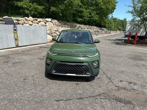Used 2020 Kia Soul EX FWD image 3