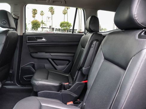 Used 2019 Volkswagen Atlas SEL R-Line FWD image 24