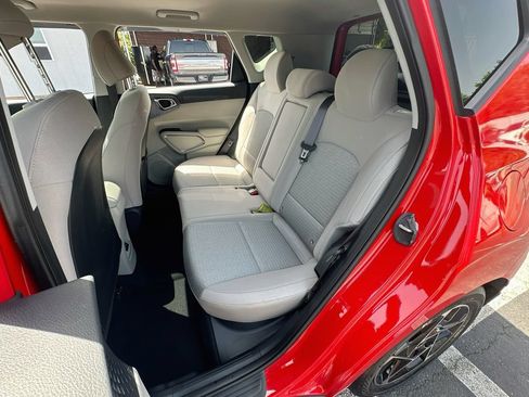 Certified 2024 Kia Soul EX FWD image 25
