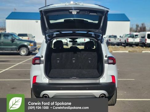Used 2025 Ford Escape Platinum image 20