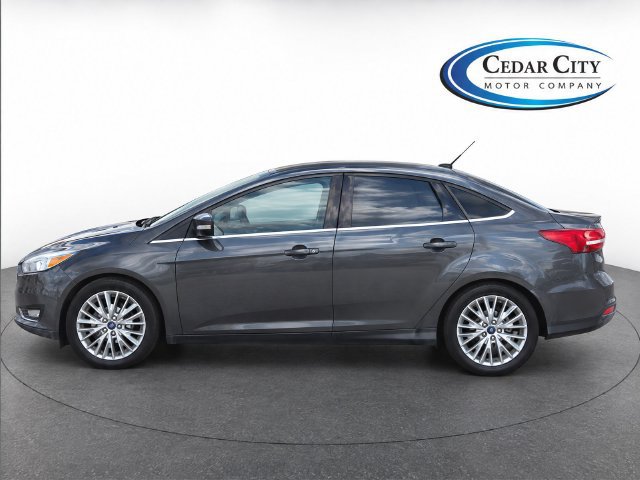 Used 2015 Ford Focus Titanium FWD image 6