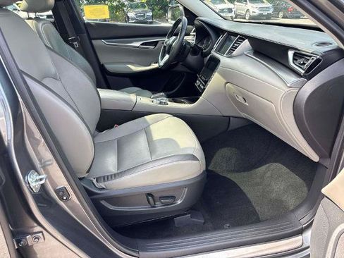 Certified 2023 INFINITI QX50 Luxe AWD/4WD image 17
