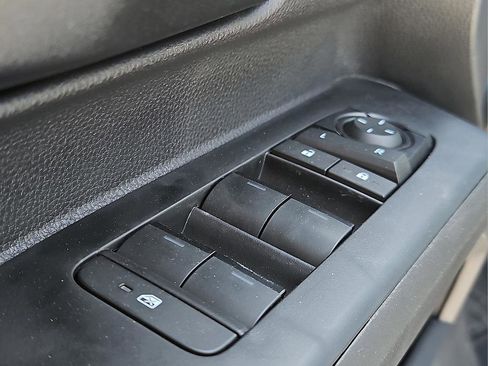 New 2026 Toyota Tacoma SR5 AWD/4WD image 18