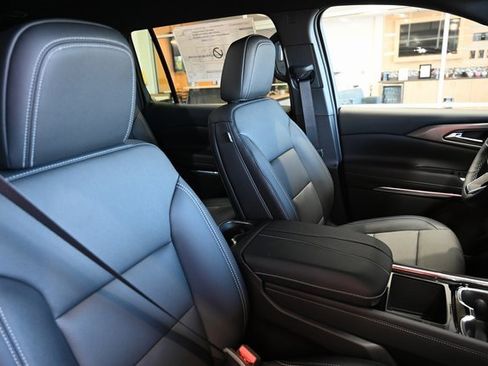 New 2026 Chevrolet Traverse LT w/ Driver Confidence Package image 8