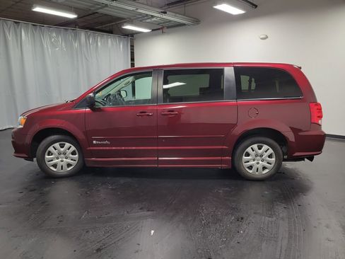 Used 2016 Dodge Grand Caravan SE w/ Quick Order Package 29E SE image 6