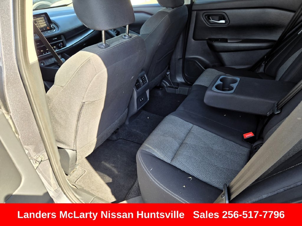 Used 2025 Nissan Rogue SV FWD image 12