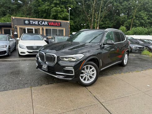 Used 2020 BMW X5 xDrive40i w/ Convenience Package AWD/4WD image 1