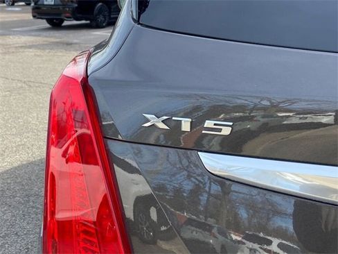 Used 2019 Cadillac XT5 Luxury image 32