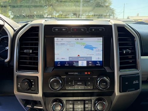 Used 2021 Ford F250 Lariat image 25