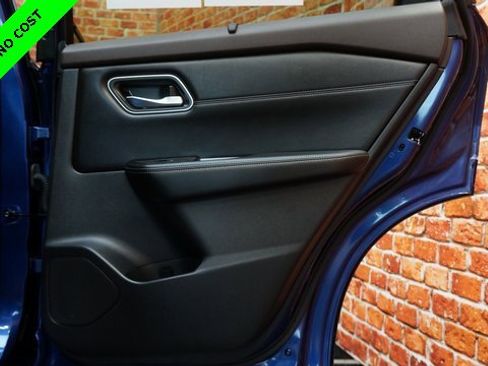 Certified 2023 Nissan Rogue Platinum image 51