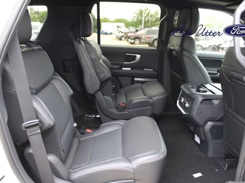 New 2026 Ford Expedition Platinum AWD/4WD image 9
