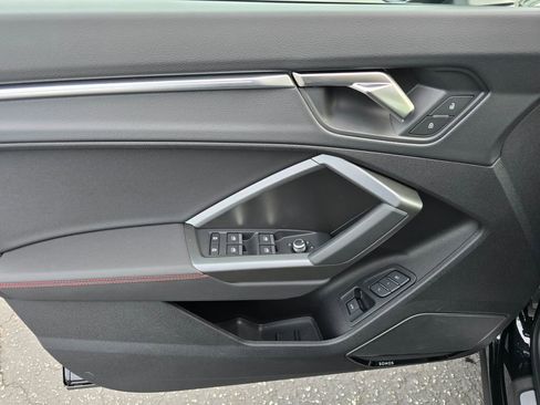 New 2025 Audi Q3 2.0T Premium Plus image 18