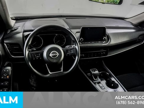 Used 2024 Nissan Rogue S FWD image 24