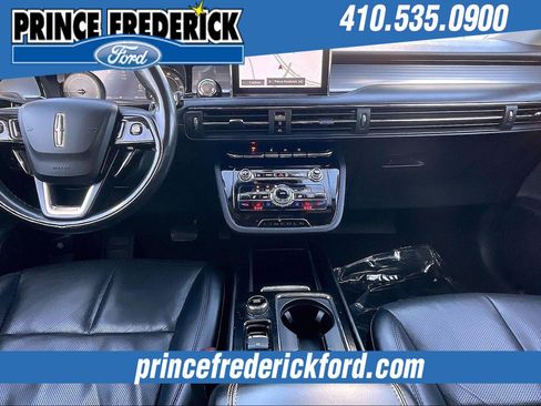 Used 2022 Lincoln Corsair AWD w/ Premium Package image 13