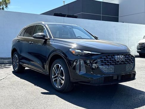 New 2026 Audi Q5 Premium AWD/4WD image 9