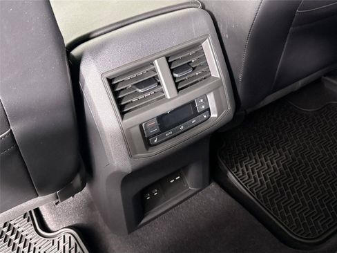 Used 2022 Volkswagen Atlas SEL Premium AWD/4WD image 39