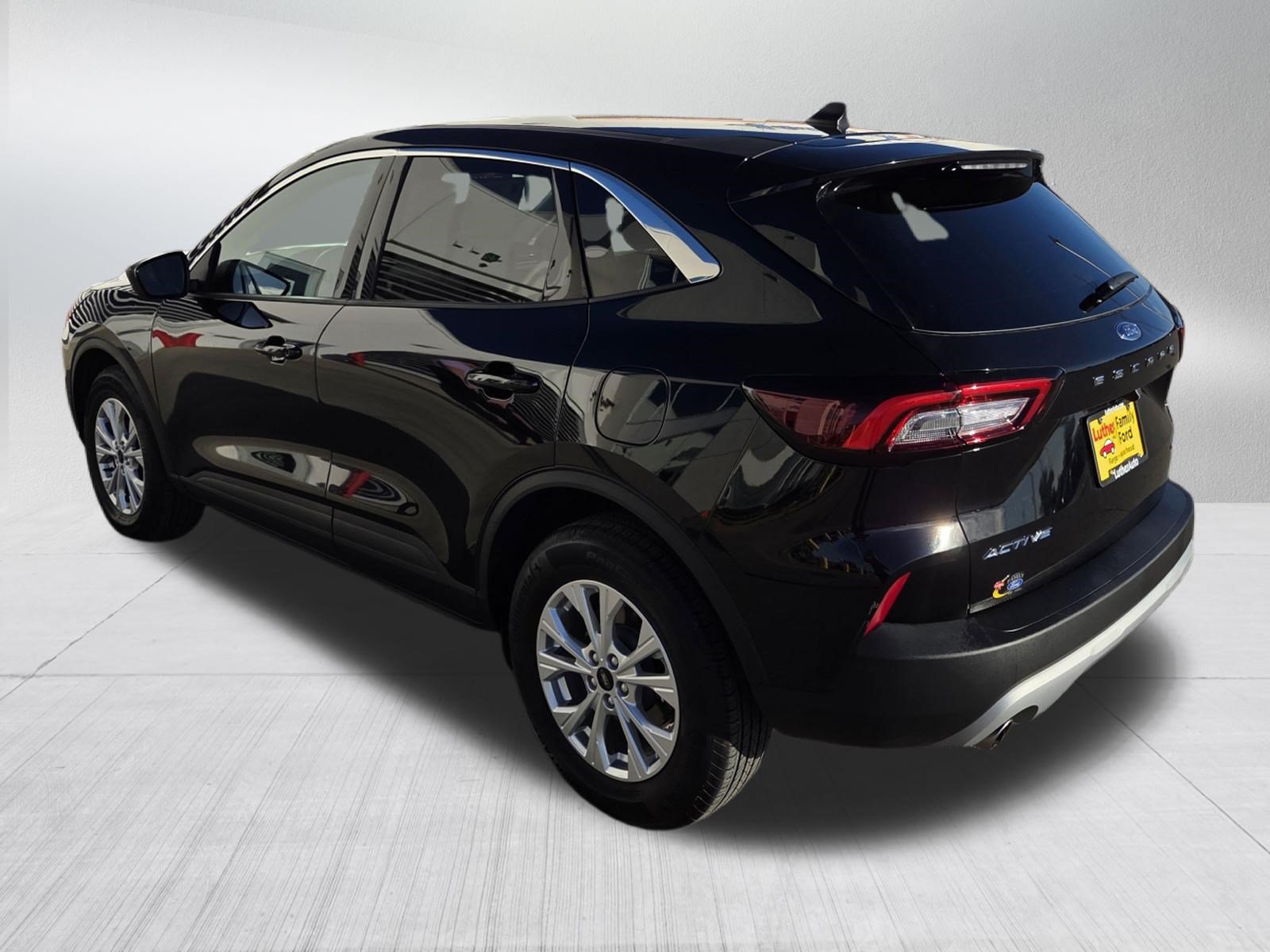 Certified 2023 Ford Escape Active AWD/4WD image 5