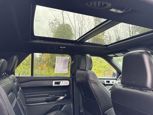 Used 2021 Ford Explorer ST w/ Equipment Group 401A image 16