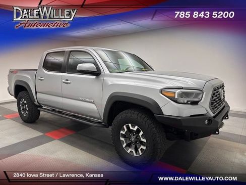 Used 2023 Toyota Tacoma TRD Off-Road w/ TRD Premium Off Road Package AWD/4WD image 1