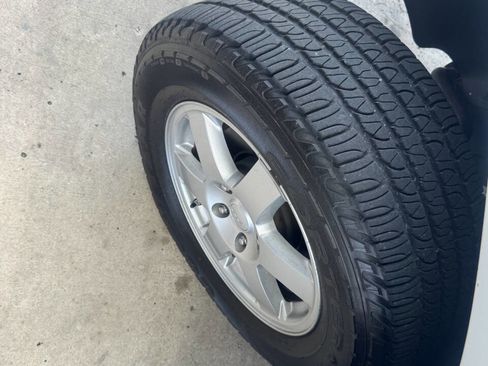 Used 2009 Jeep Grand Cherokee Laredo image 9