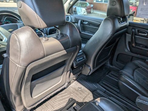 Used 2015 Chevrolet Traverse LTZ AWD/4WD image 13