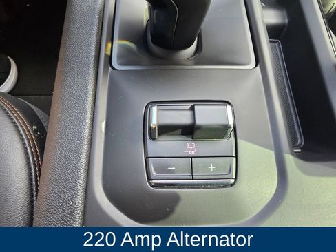 Used 2025 GMC Sierra 1500 AT4 w/ AT4 Premium Package AWD/4WD image 35