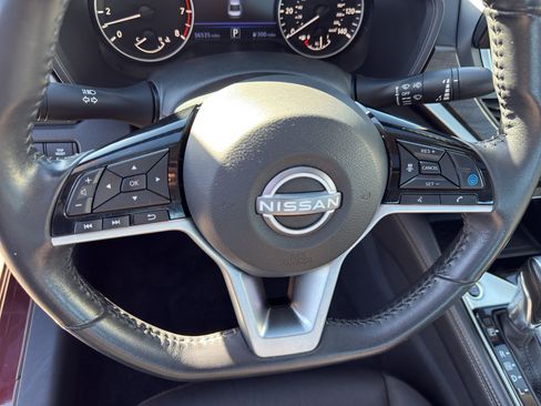 Certified 2024 Nissan Altima 2.5 SV w/ SV Premium Package image 16