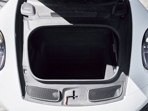 Used 2022 Porsche 911 GT3 image 16