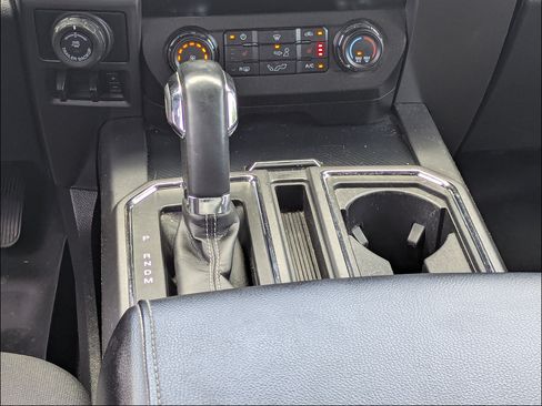 Used 2020 Ford F150 XLT w/ Equipment Group 302A Luxury RWD image 20