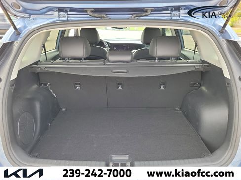 Certified 2022 Kia Niro EX Premium FWD image 11