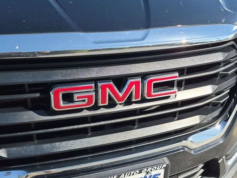 Used 2024 GMC Terrain SLE w/ Fleet Convenience Package AWD/4WD image 10