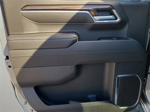 New 2026 Chevrolet Silverado 1500 LT image 17