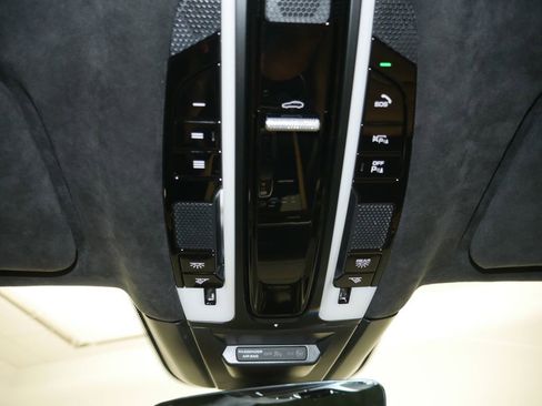 Certified 2023 Porsche Cayenne GTS AWD/4WD image 41