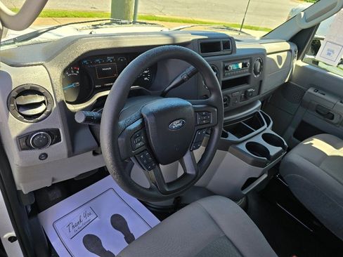 New 2026 Ford E-450 and Econoline 450 Super Duty w/ Interior Upgrade Package image 9