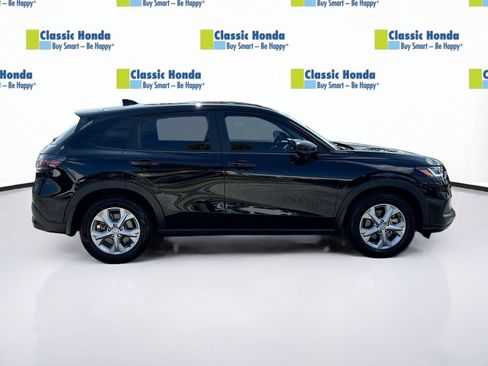 Certified 2025 Honda HR-V LX image 9