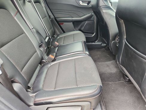 Used 2025 Ford Escape ST-Line Select AWD/4WD image 25