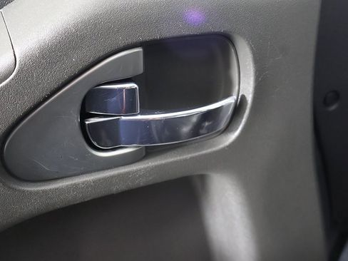 Used 2021 Nissan Frontier PRO-4X w/ Pro-4x Utility Package image 37