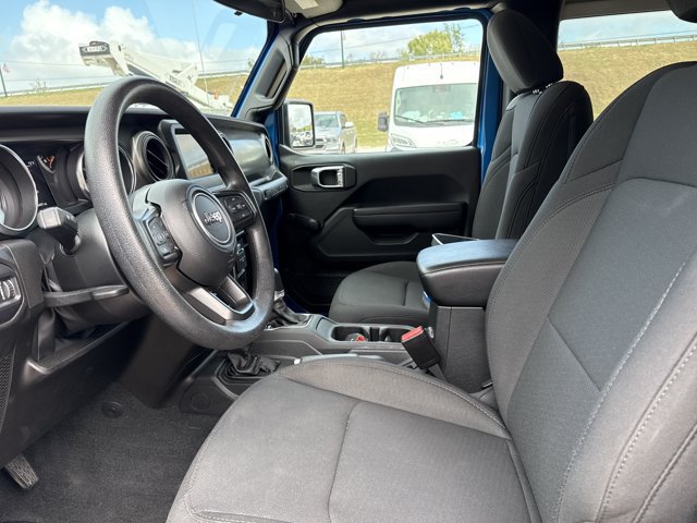 Used 2023 Jeep Wrangler Sport AWD/4WD image 5