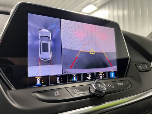 Used 2021 Chevrolet Blazer Premier w/ Driver Confidence II Package image 9