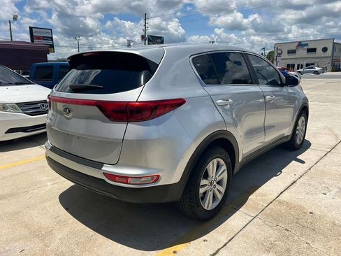 Used 2019 Kia Sportage LX FWD image 4