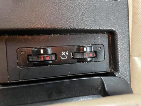 Used 2010 Lexus RX 450h AWD image 36