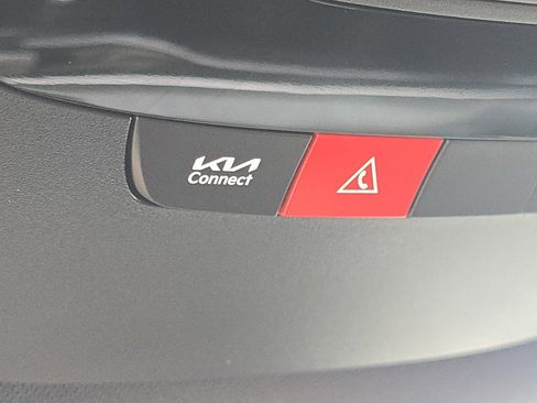 Used 2025 Kia K5 GT w/ GT1 Package image 8