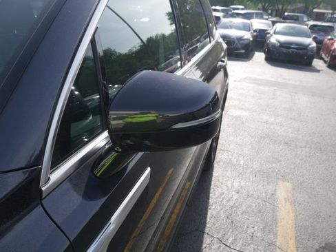 Used 2025 Kia Sorento S w/ Panoramic Sunroof Package FWD image 11