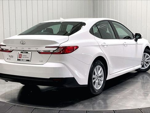 Certified 2025 Toyota Camry LE image 14
