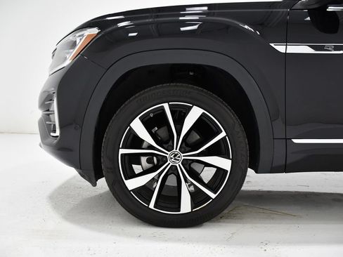 Used 2024 Volkswagen Atlas SEL Premium R-Line AWD/4WD image 7
